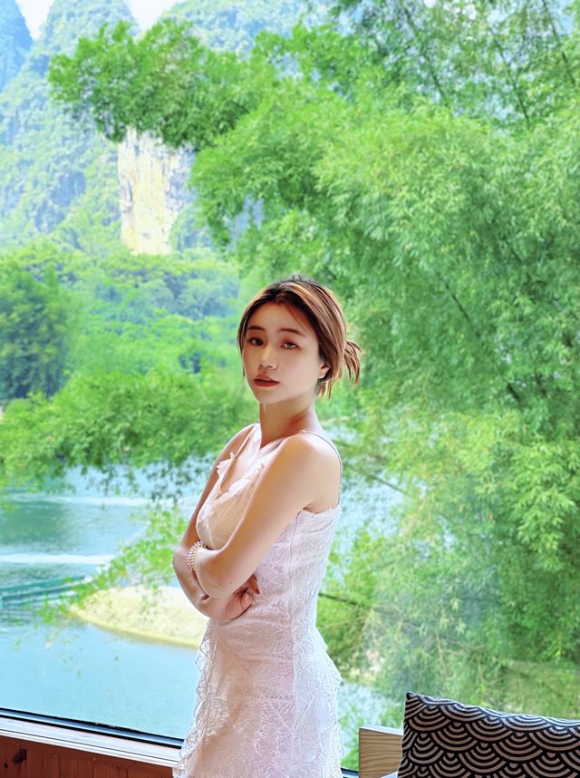 陽朔遇龍河畔的惬意住宿，盡享自然美景。