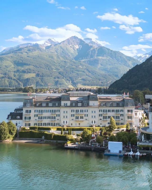 Grand Hotel Zell am See。