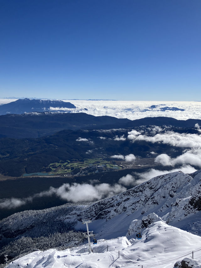 Dreamlike mountain views 