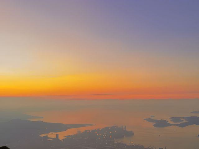 深圳第一高峰梧桐山果然值得攀登。