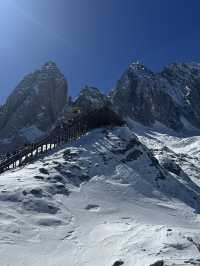 🏔️ Exploring Jade Dragon Snow Mountain: Yunnan’s Majestic Peak! ❄️✨  