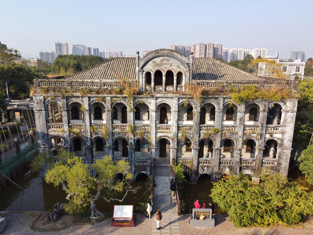 水上的「開國學校」