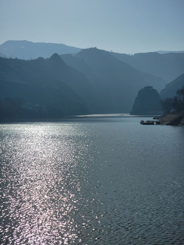 炳靈丹霞，黃河兩岸的丹霞