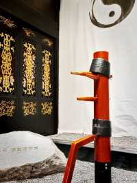 Bruce Lee Residence and Museum in Guangzhou: Legend!