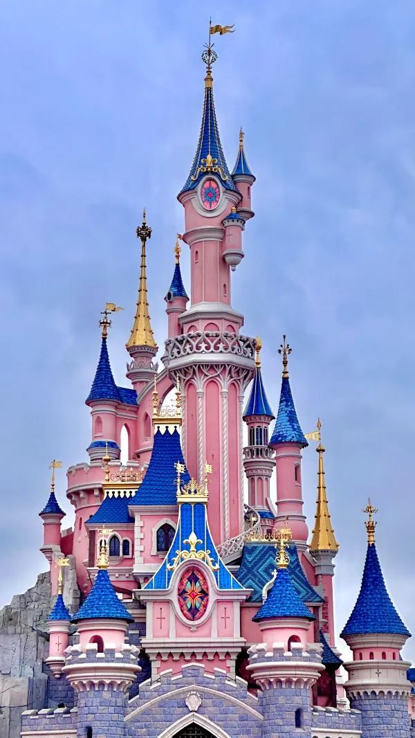 Experience the Magic of Disneyland Paris
