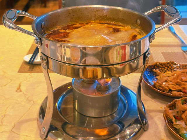 南昌力高皇冠假日酒店：雲端瞰江的溫情與煙火