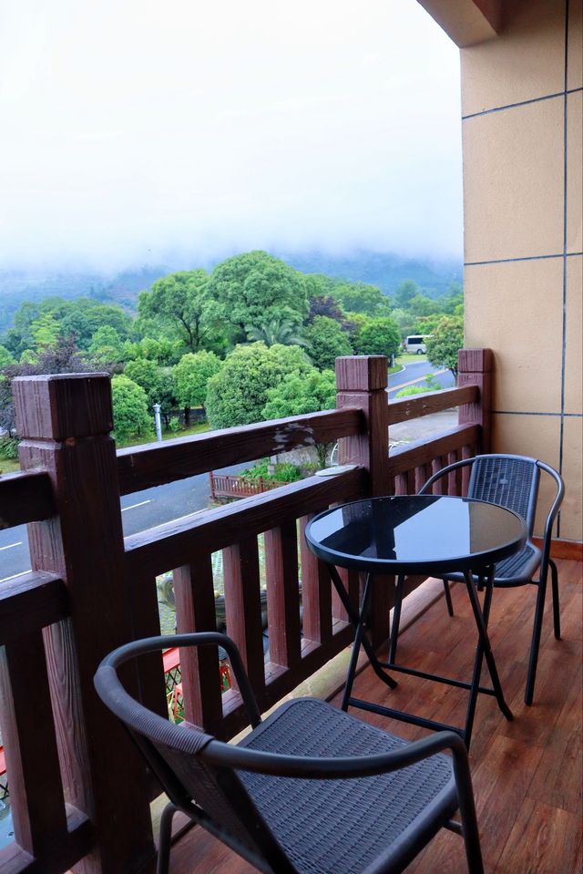 明月山小眾民宿丨隱藏山腳的中式園林小院