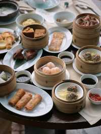 靚正探店 | 小蠻腰view配點心，太絕了