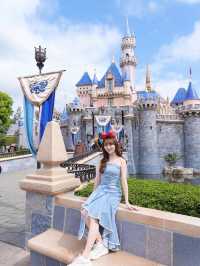 喺迪士尼佛羅里達州酒店同日本女傾咗幾個億項目建設