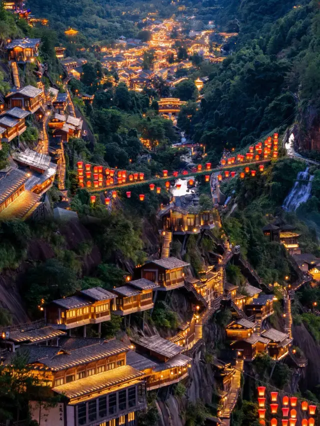 This is truly not AI—this is the real-life xianxia world of Jiangxi