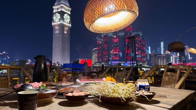 16天漫遊終章落重慶！紅油翻滾的火鍋燙熟所有疲憊，山城千階樓梯踏遍人間煙火～

從晉陝川的古韻走到霧