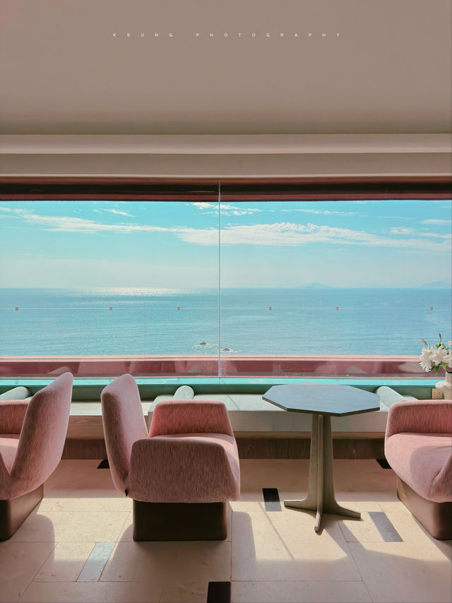 深圳松善｜住進紅牆藍海間的隱世美學度假地