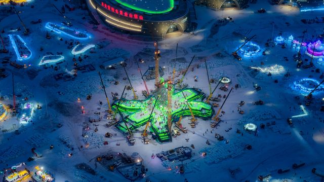 揭秘冰雪奇觀建造記 揭秘冰雪奇觀建造記