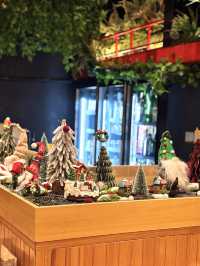 閨蜜小聚，提前感受下聖誕氣氛  終於拔草雙井這家酒願 Izakaya，店裡聖誕氣氛已經布置