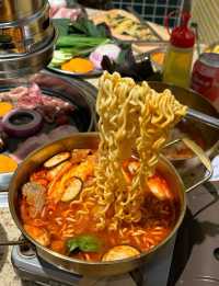 柳州慢遊|住進簡約公寓,邂逅詩意與煙火 這次柳州之旅,被蔓酒店品居公寓的舒適度和城市的美景美食雙