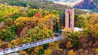 Stunning Autumn Colors Hiking Route in Xianglu Mountain, Harbin