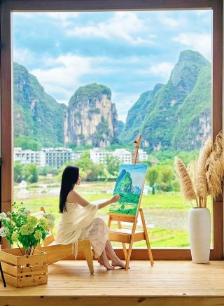 For this window alone, I would come back to this hotel in Yangshuo 100 times!