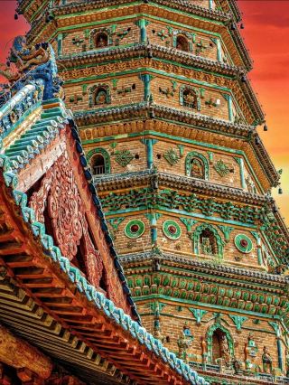 A Millennium at a Glance: Sunset Over Shanxi’s Ancient Pagodas. 5,000 years of history may seem distant, but in Shanxi, it's right before your eyes.