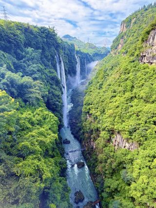 The most beautiful scar on earth! The stunning Maling River Canyon waterfall cluster in Guizhou is here!