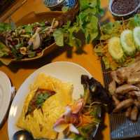 ปลาช่อนลุยสวน ชวนมาทานที่ร้านธาราดล ลพบุรี