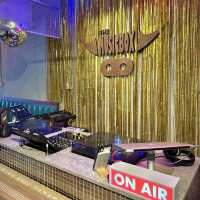 銅鑼灣DJ打碟Cafe Bar｜The Musicbox Grill House & Bar 
