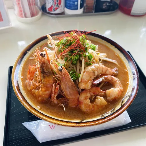 沖縄🏝久米島の大人気海老みそラーメン🍜笑島(わしま)