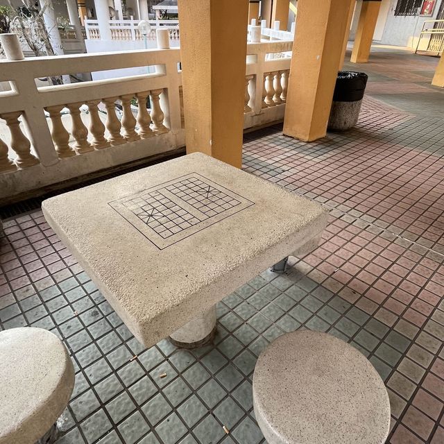 黃大仙下邨內嘅龍趣園何鴻燊公園