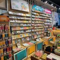 Paper Adventures, unique souvenirs 