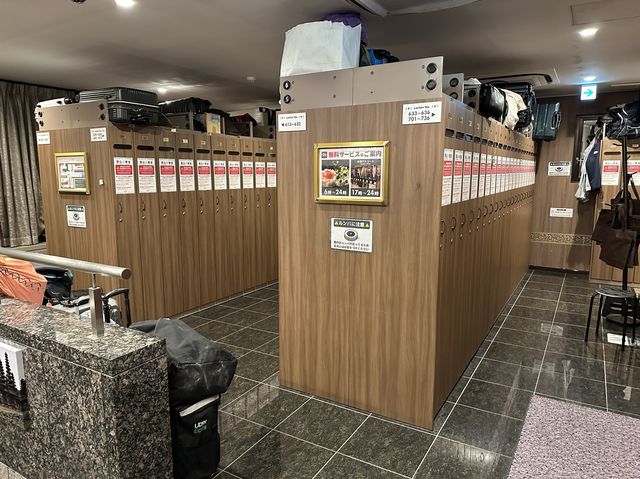 東京・汐留。無料サービスが豊富なカプセルホテル『安心お宿プレミア 新橋汐留店』 東京・汐留。無料サービスが豊富なカプセルホテル『安心お宿プレミア 新橋汐留店』