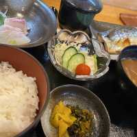【愛知県蒲郡市】港町で食べる新鮮な魚料理と観光スポット