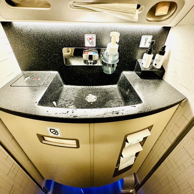 My virgin Starlux experience! 