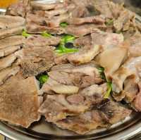 전주 수육에 진심인 진가진설렁탕