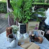 ร้านบรรยากาศร่มรื่นริมปิง ที่มี scone อร่อยมากๆ