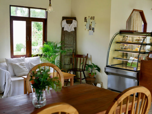 Jutsonrayn Cafe : จุดซ่อนเร้นคาเฟ่
