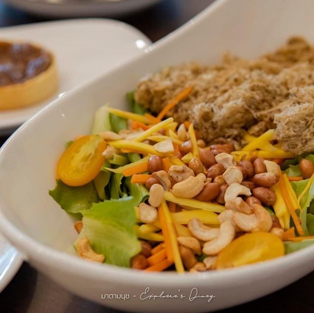 คาเฟ่สไตล์โคซี่ เปลี่ยนบ้านมาเป็นคาเฟ่