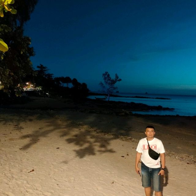 หาดคลองม่วง ยามค่ำคืน