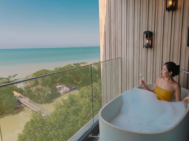 นอนโรงแรมหรู วิวสุดปัง ริมชายหาด พัทยา