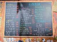餐廳既裝修及佈置都充滿日本居酒屋特色,環境舒適氣氛一流~食物方面,除左串燒、日式小食及烏冬外,亦提供大量新鮮刺身及時令海鮮,食物種類夠多元化~