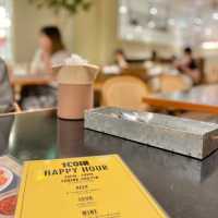 【東京】五反田のビルの中、signカフェ