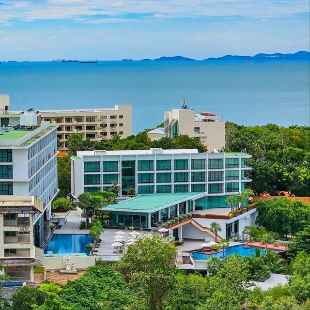 เที่ยวพัทยา พักโรงแรมติดทะเล