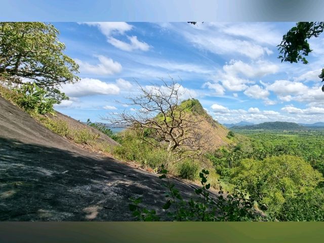 🇱🇰 The Largest cave temple complex in Dambulla, Sri Lanka