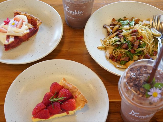 Humble Farm Kitchen ร้านอาหารออเเกนิค 