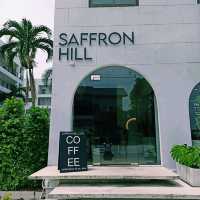 รีวิว Saffron Hill Cafe  🏡☕️🐷🍃 #มีนบุรี #คาเฟ่ท