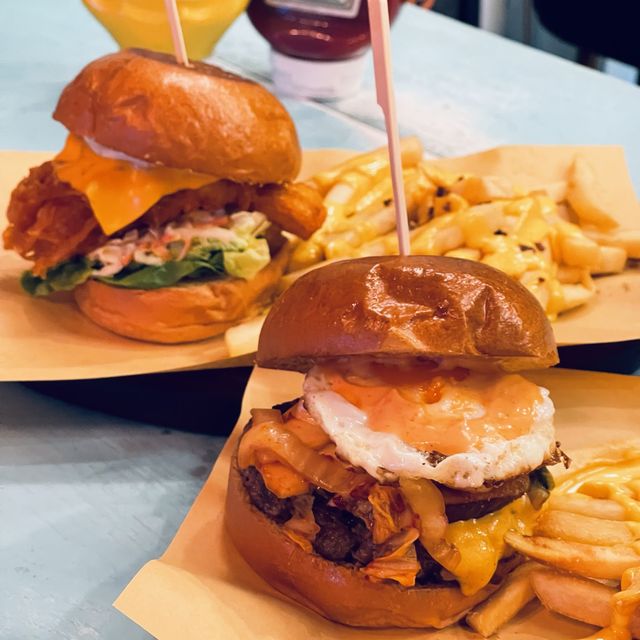 🍔🍔TWO EDIOTS 