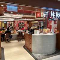 【 新鮮味美的正宗日式丼物 】