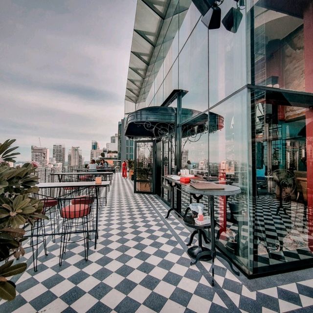 Mojjo Rooftop ชมวิวเมืองสุดปัง ดื่มด่ำบรรยากาศดีๆ