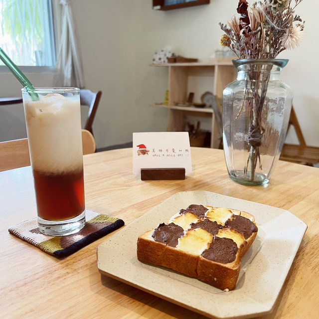 大酥奶油餅咖啡廳