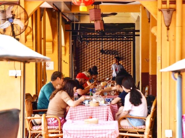 대중적인 캄보디아 음식을 맛볼 수 있는 씨엠립 크메르 키친 Khmer Kitchen