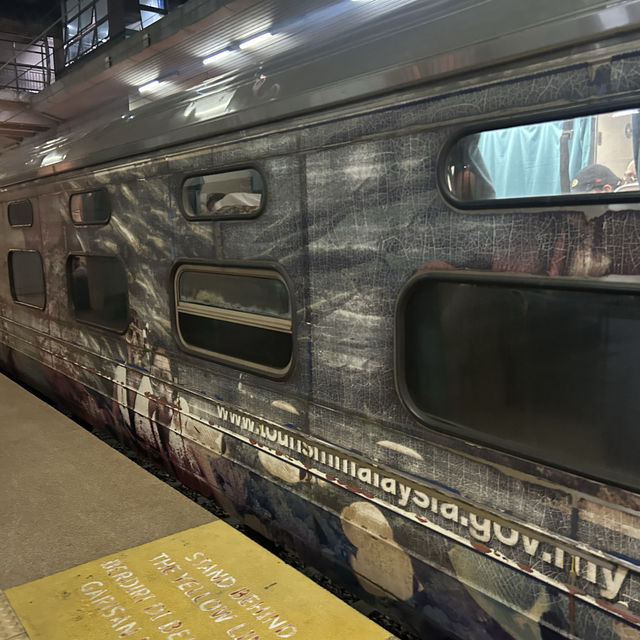前往東海岸的火車 🚞🚂
