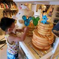 香港迪士尼樂園：魔法與夢幻相聚
